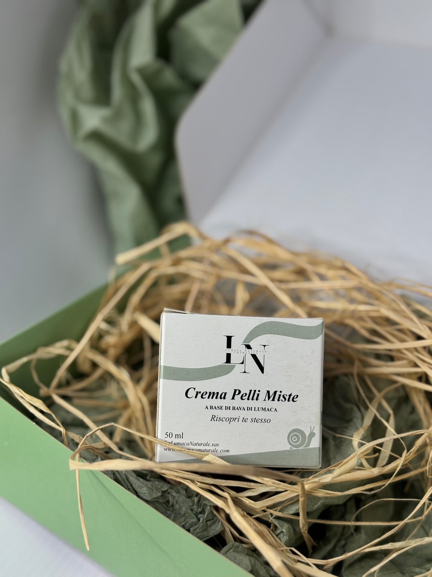 Crema Viso Pelli Miste alla Bava di Lumaca Naturale – LaLumacaNaturale